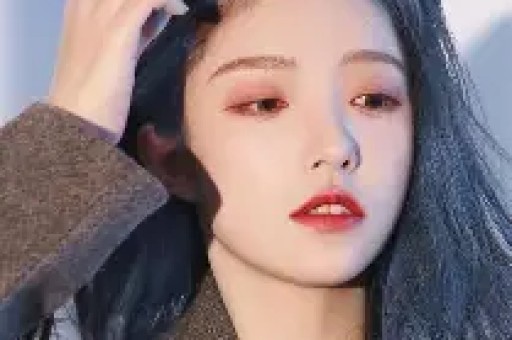 33岁女星官宣怀孕！孕期出血从厕所爬出来找老公男方身份太神秘