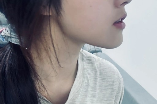 内娱知名女星被拘：身份被扒原因曝光逮捕画面流出