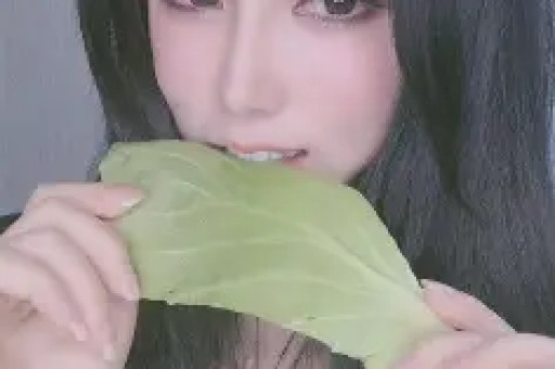 萧亚轩安徽春晚耍大牌与节目组冲突 网友称mm太小 萧亚轩安徽春晚耍大牌与节目组冲突 网友称mm太小